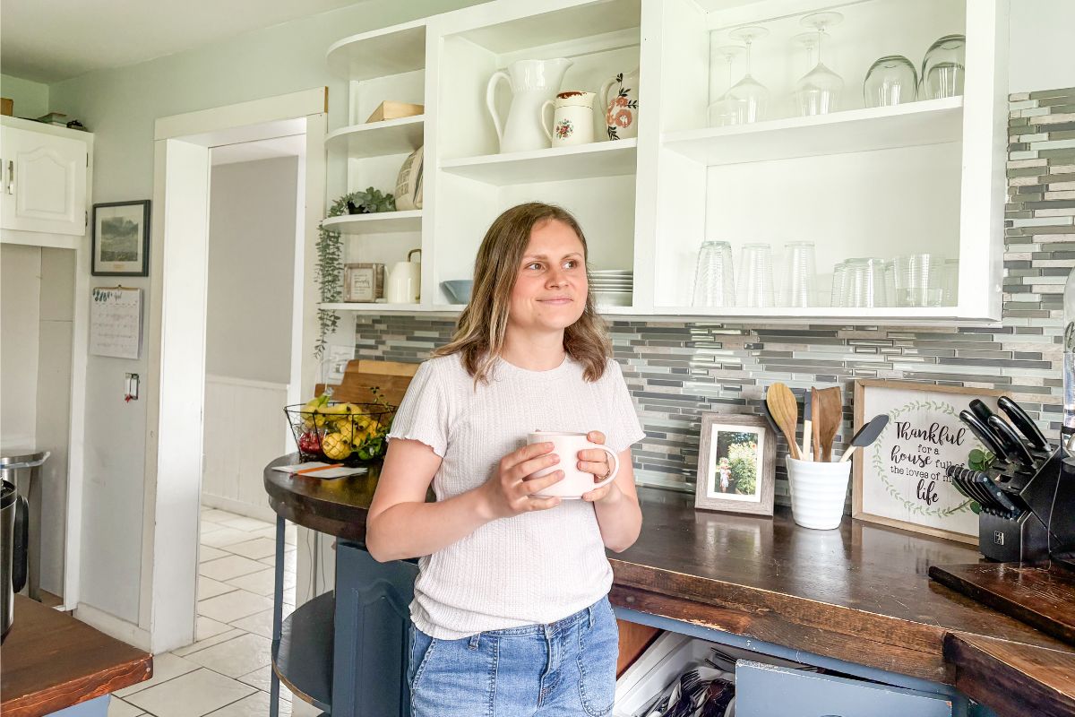bone broth for postpartum moms