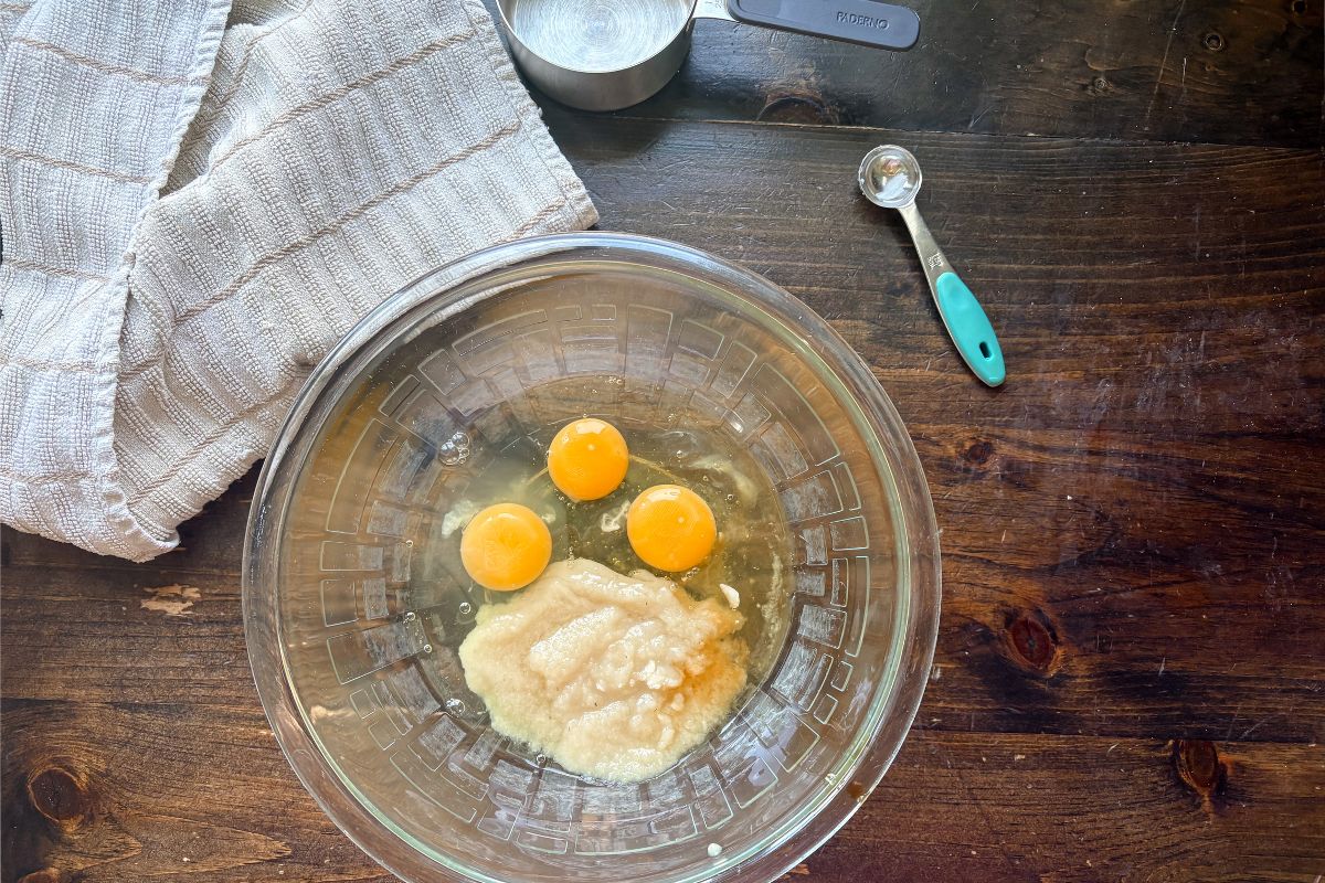 ingredients for freshly milled muffins